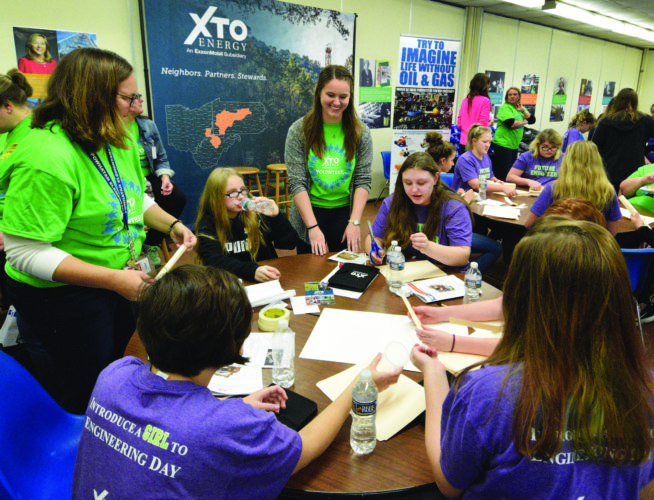 XTO Energy Introduces Middle School Girls to Engineering at Belmont